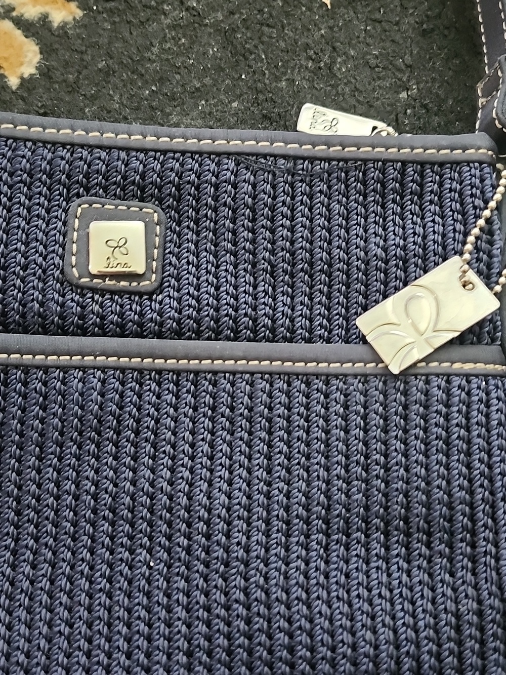 BUNDLE! Compact classic Nvy & Blk Crossbody Bags– Stylish Everyday Shoulder Bags - Picture 2 of 7
